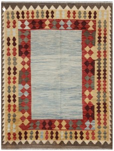 Summer rugs with light back ground and plain pattern in the field