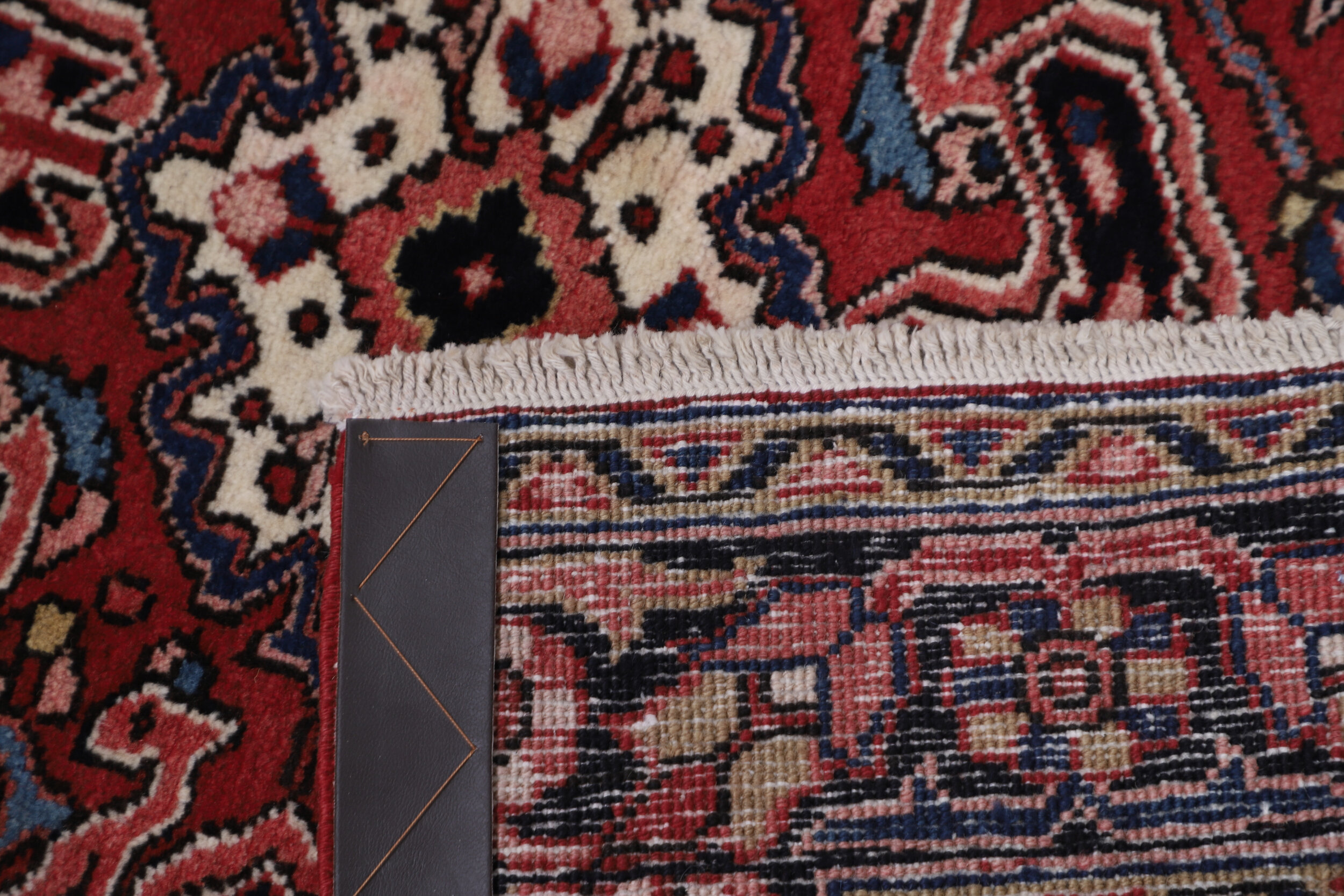 3’6″ x 4’6″ Heriz Authentic Persian Rug - thumbnail 4